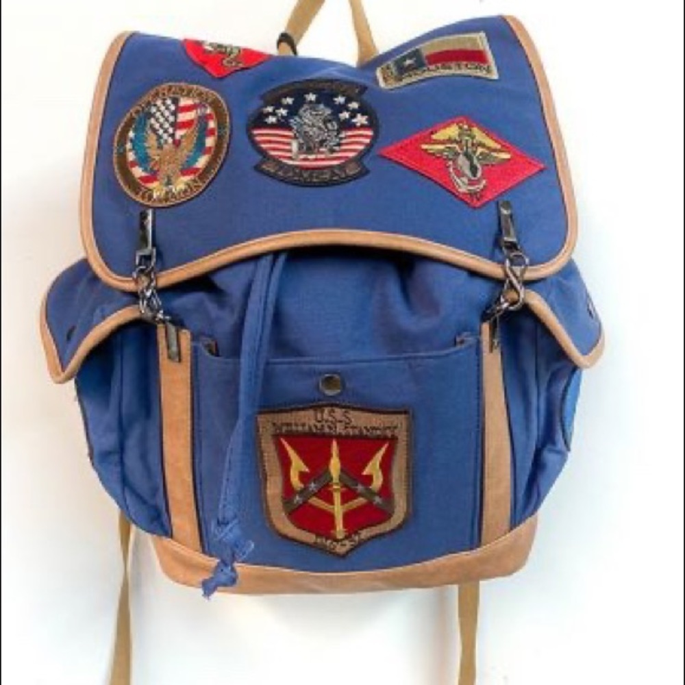 TOP GUN® CANVAS BACKPACK WITH PATCHES